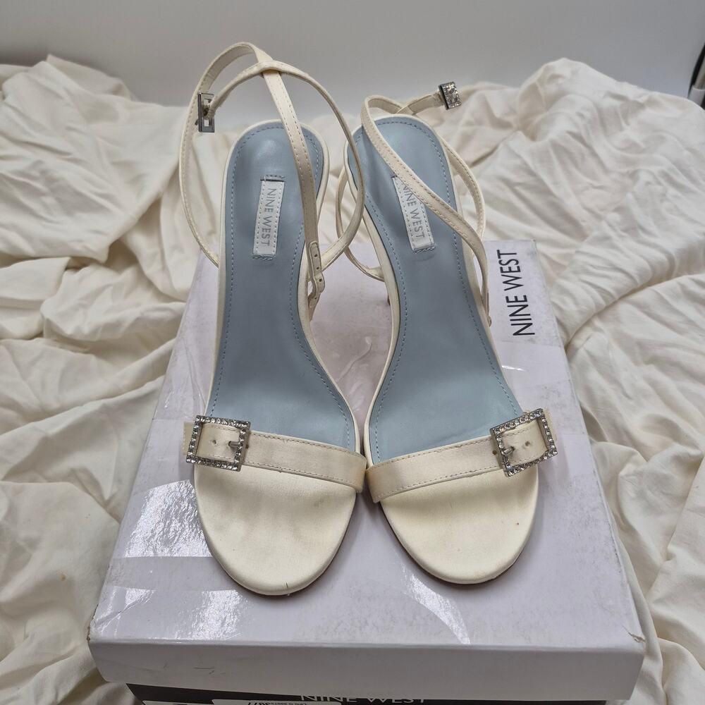 Nine West Moras7 Heeled Sandal ivory satin Women's size 9